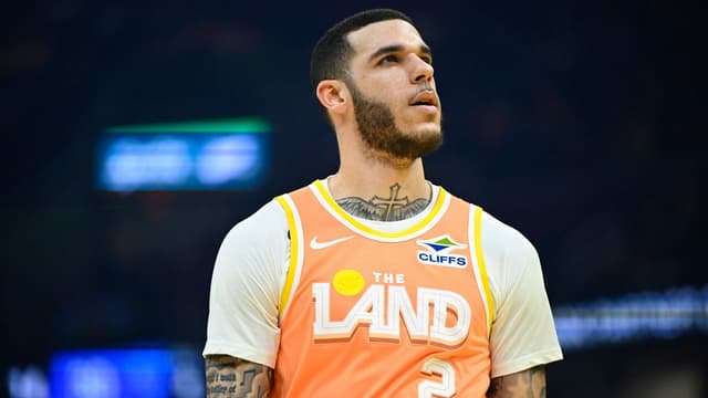 Cavaliers Exploring Lonzo Ball Trade as They Push to Shed Salary