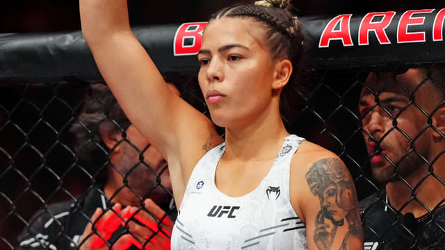 Luana Santos Sees “No Quit” Test in Melissa Croden Clash