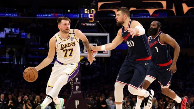 Lakers, Clippers Set for High-Stakes NBA Cup Showdown