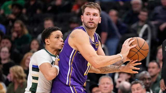 Luka Doncic Expected to Return for Lakers’ Game vs. 76ers, Khobi Price Reports