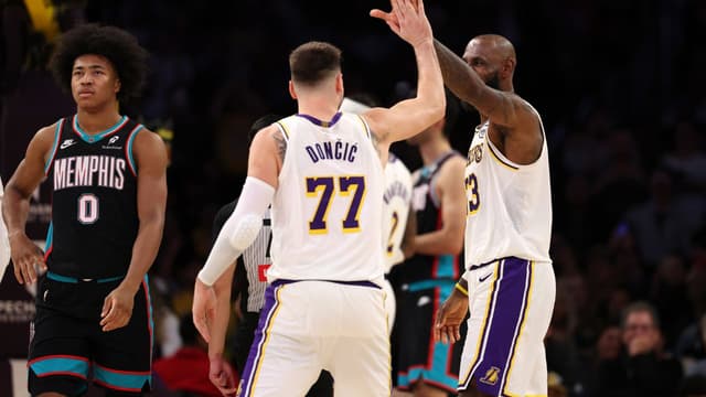 Luka Doncic and LeBron James Combine for 60 Points as Lakers Beat Pelicans 111–103