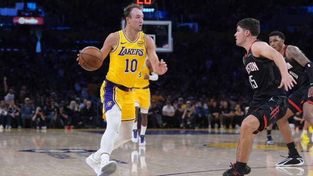 Luke Kennard Drops Playoff Career-High, First 20-Point Game as a Laker in Win vs. Rockets