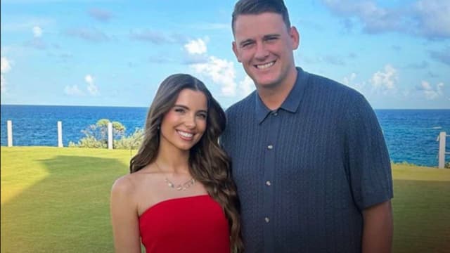 Report: 49ers QB Mac Jones Breaks Up With Long-time Girlfriend Sophie Scott