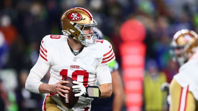 Mac Jones Trade Rumors Heat Up as Kurtis Rourke Competes for QB2 Role 