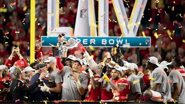 Patrick Mahomes’ $56.75M Chiefs Salary Shrinks to $29.65M After Taxes 