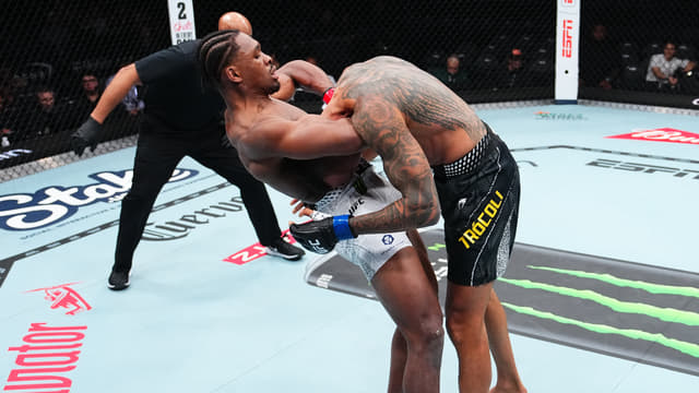 Mansur Abdul-Malik Chokes Out Antonio Trocoli in 69 Seconds at UFC 323