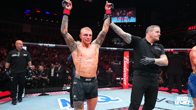 Mason Jones Rallies From Early Trouble To Beat Axel Sola at UFC London