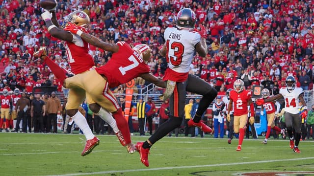 “Helped My Career”: Mike Evans Gets Honest About 25 lbs Weight Loss