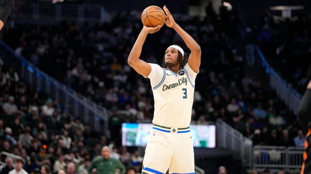 NBA Analyst Expects Bucks to Shop Myles Turner on the Trade Market
