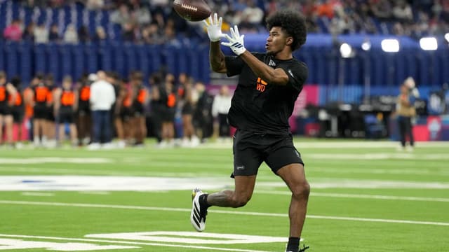 NFL Mock Draft 2026: Picks No. 21-25 Feature Bold Calls
