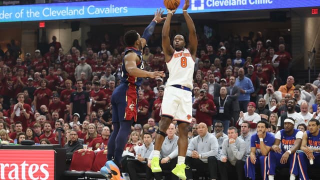 Knicks Take 6-Point Half Time Lead vs. Cavs in ECF Game 3
