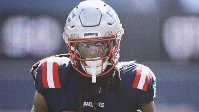 Patriots Add Veteran RB JaMycal Hasty Ahead of Colts Matchup