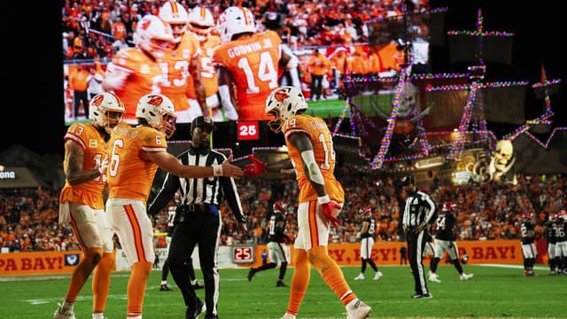 Buccaneers Plan $1 Billion “Sweeping Renovation” of Raymond James Stadium