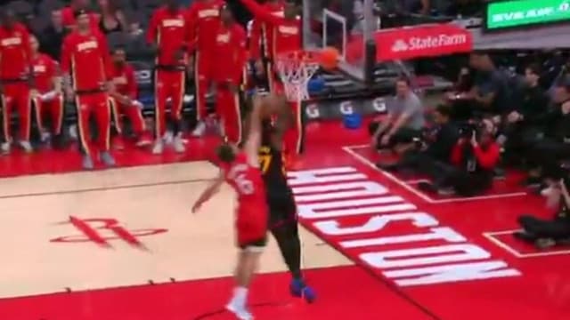 Reed Sheppard Gets Unbelievable Chasedown Block on Onyeka Okongwu