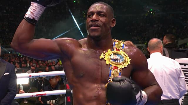 Richard Riakporhe Stops Jeamie TKV to Capture British Heavyweight Title