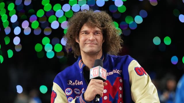 Robin Lopez Mocks Enes Kanter and Royce White Over WNBA Draft Talk