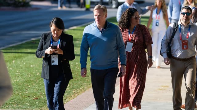  NFL Commissioner Roger Goodell Breaks Silence on Rooney Rule, Refs Controversies