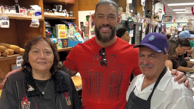 Roman Reigns Delivers Pizza to Sick Kids Ahead of Christmas