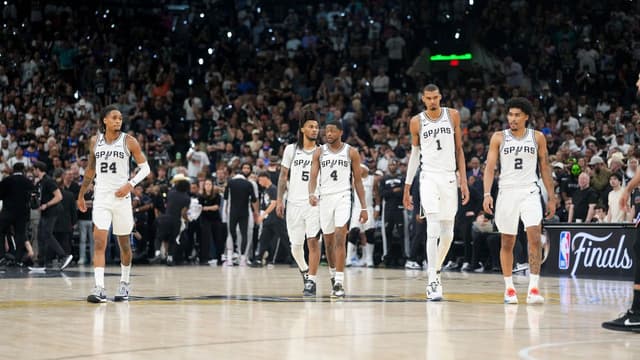 Spurs Set NBA Finals Record With First-Half 3-Point Shooting in Game 4