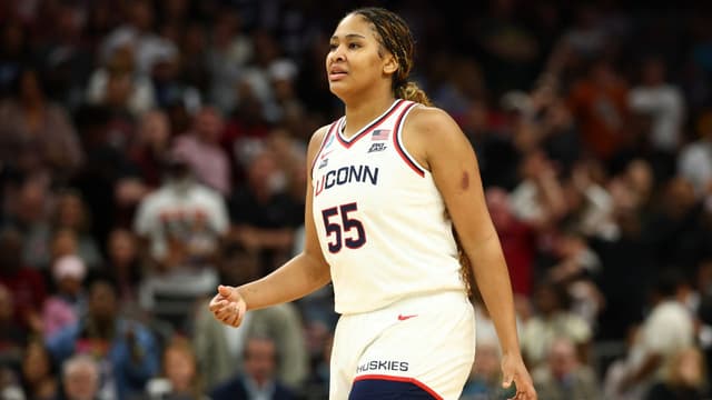 Sarah Strong Wins Wooden Award, Sweeps All NPOY Awards