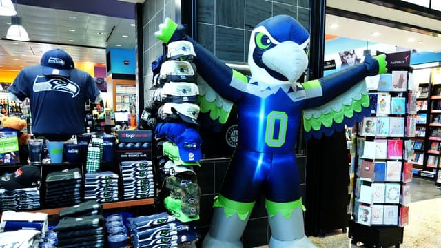 Jeff Bezos, Four Billionaires Headline Ownership Bid for Seattle Seahawks