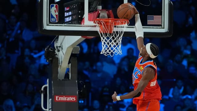 Shai Gilgeous-Alexander Shrugs Off 73–9 Talk After Spurs Loss