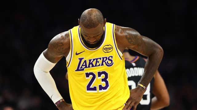 LeBron James Calling Out NFL Over Christmas Resurfaces