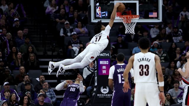Shaedon Sharpe Posterizes Russell Westbrook Late in Blazers Win