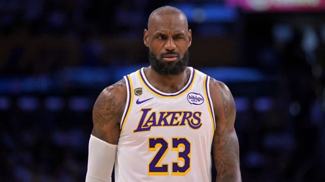 Shaquille O'Neal Questions LeBron James' Place Among Lakers Greats