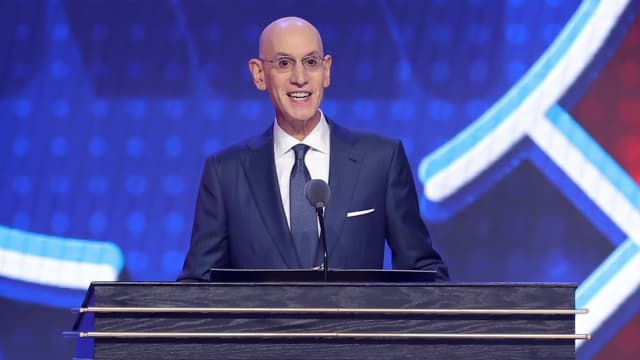 NBA Seeks $1.2 Billion From YouTube for Local Streaming Rights