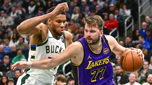 Lakers Unlikely to Land Giannis Despite Having Contracts to Match Salary