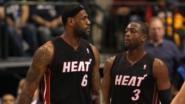 LeBron Texted Dwyane Wade "On My Way" 30 Seconds Before The Decision