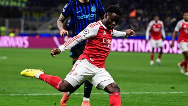 Bukayo Saka Dismisses Premier League Title Talk