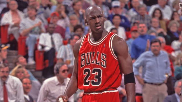 Kenny Smith Crowns Michael Jordan Most Complete Player on Earth