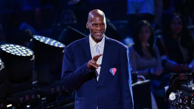 Robert Parish Picks 1986 Celtics Over 2024 Team