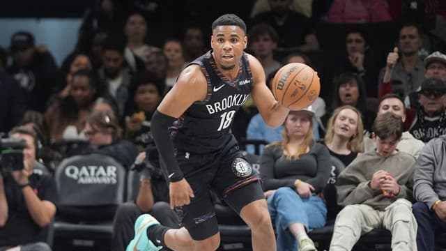 Brooklyn Nets Sign Malachi Smith to Two-Year Contract