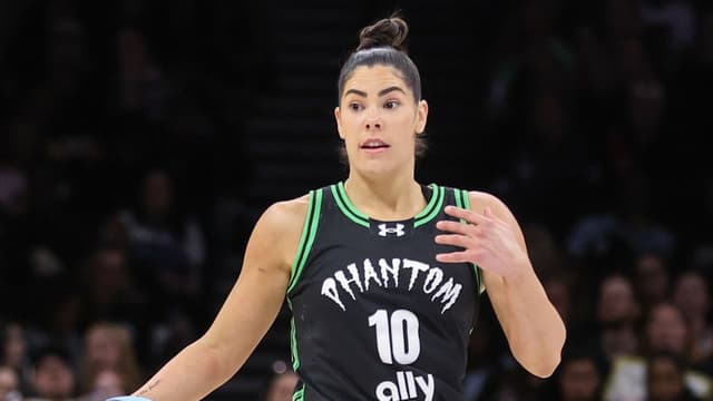 Kelsey Plum Takes $400K Pay Cut to Return to Sparks