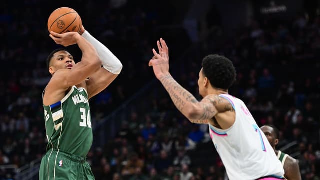 Kel'el Ware Would Draw Serious Interest If Milwaukee Flips Him After a Giannis Deal