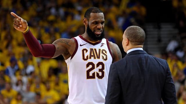 JR Smith Details the Moment Tyronn Lue Went Off on LeBron