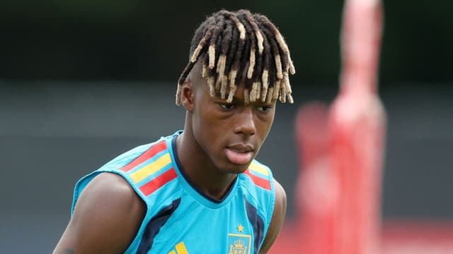 Nico Williams and Yeremy Pino to Remain With Spain Squad in Bid to Recover