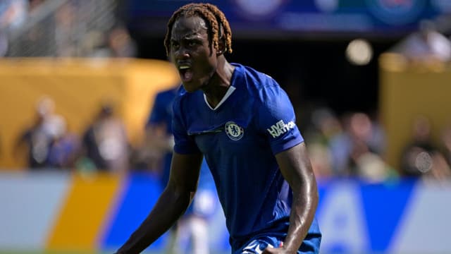 Como Submit $29M Offer for Trevoh Chalobah as Chelsea Hold Out for $46.2M