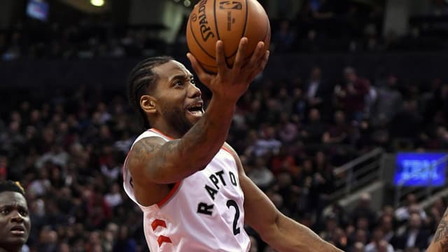 Clippers and Raptors Hold "Real Trade Conversations" on Kawhi Leonard