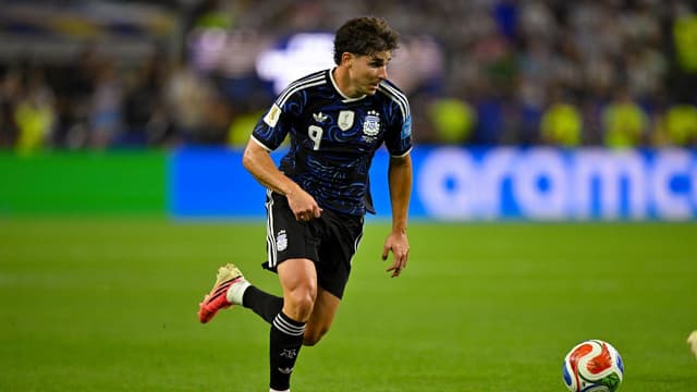 Barcelona Set End of World Cup as Deadline to Sign Julian Alvarez