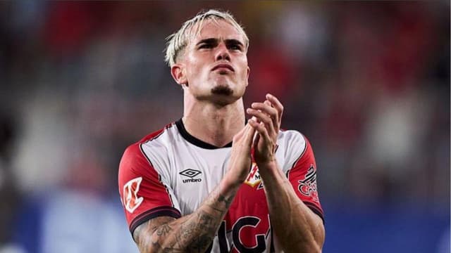Chelsea Confident of Signing Pep Chavarria