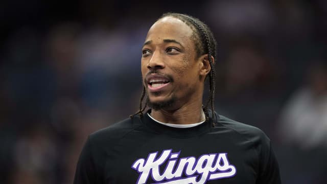 Miami Heat and Cleveland Cavaliers Lead Race for DeMar DeRozan