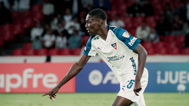 Barcelona Sign Ecuadorian Teenager Josue Caicedo From LDU Quito