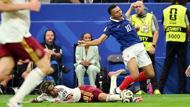Spain Beat France 2-0 to Reach the World Cup Final