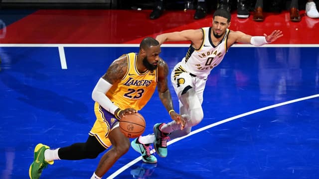 LeBron James Shuts Down Tyrese Haliburton's Question About His Free Agency Decision