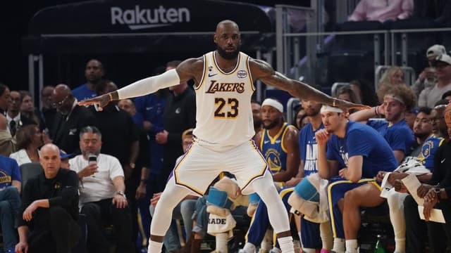 Warriors Behind Heat, Cavaliers and Sixers in LeBron James Race