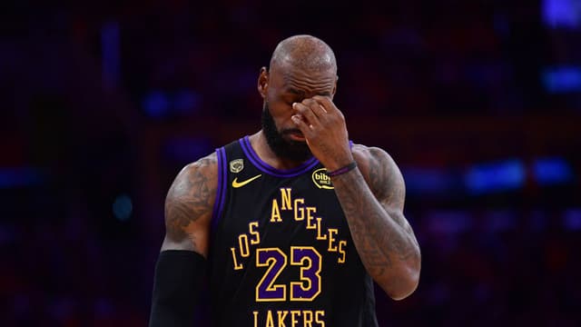 D'Angelo Russell Crowns LeBron the Greatest of All Time